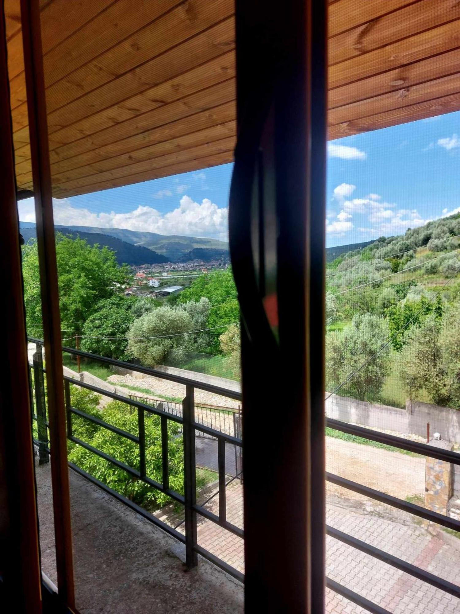 Guest House Xhaferaj Berat Exterior foto